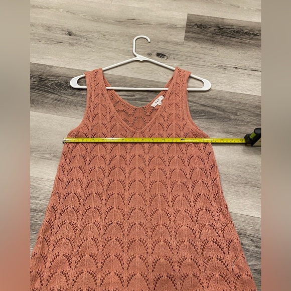 E&M Knit V-neck Sweater Tank Top Women’s Size Small Mauve Pink - Picture 4 of 5